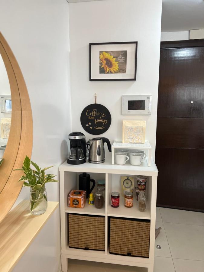 Telly'S Studio Across Naia3 Маніла Екстер'єр фото